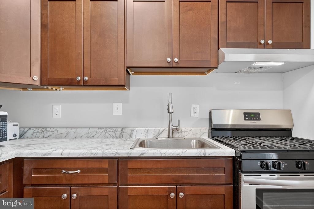 1440 W Street Nw - Photo 9