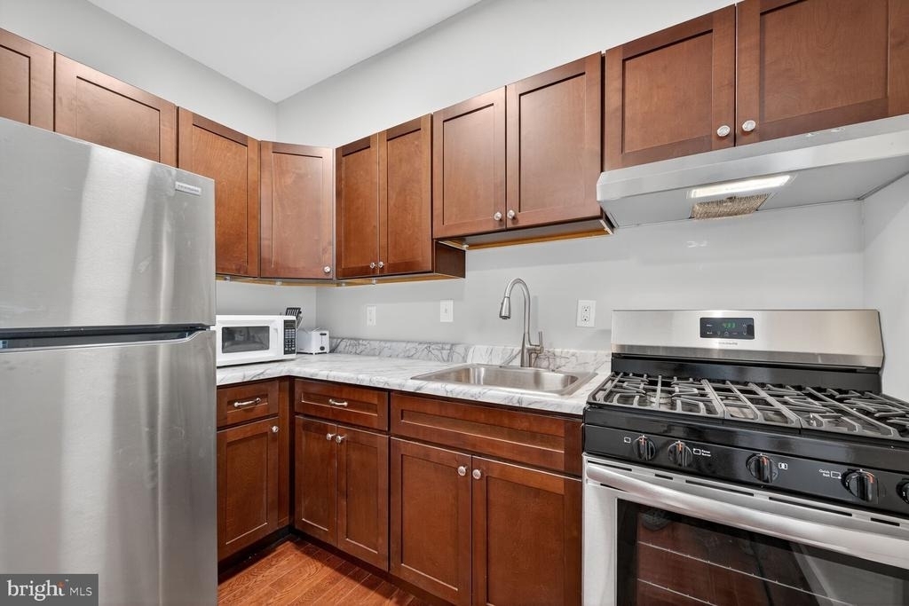 1440 W Street Nw - Photo 7