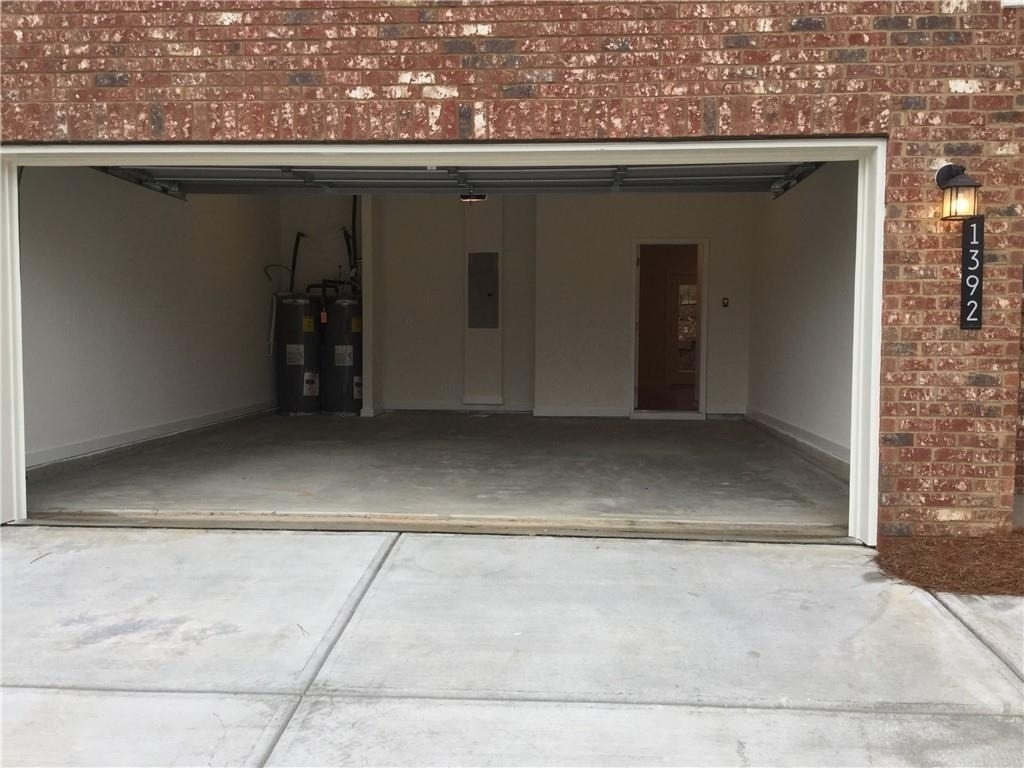 1392 Weatherbrook Circle - Photo 14