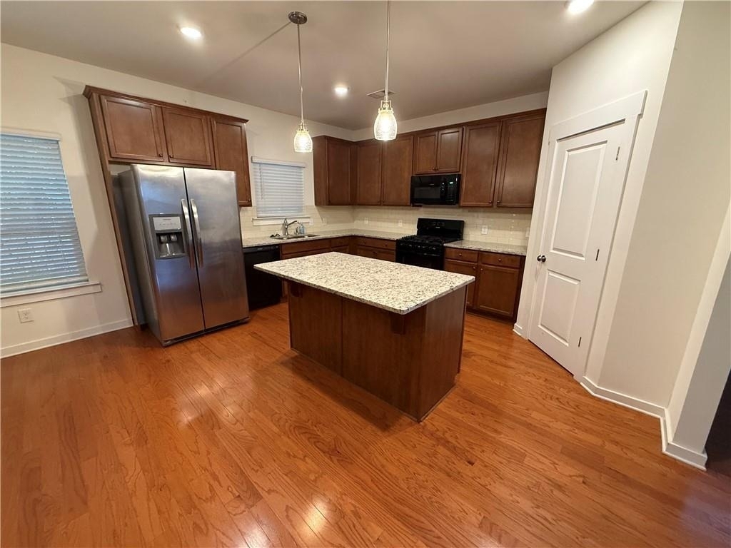 1392 Weatherbrook Circle - Photo 3
