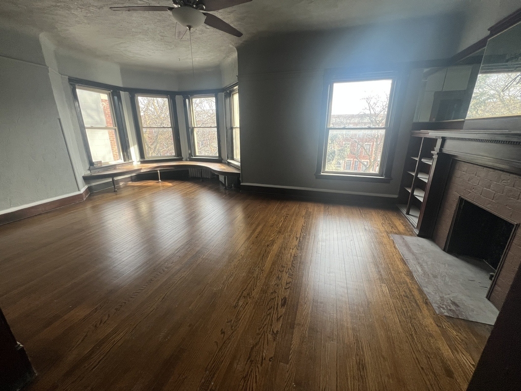 4956 S Michigan Avenue - Photo 1