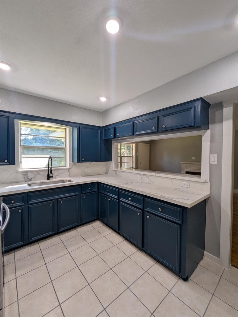 12633 Arp Street - Photo 1