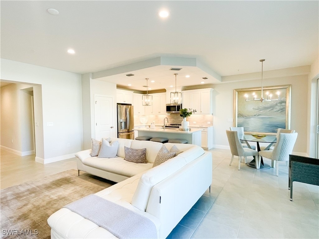 2555 Seychelles Drive - Photo 4