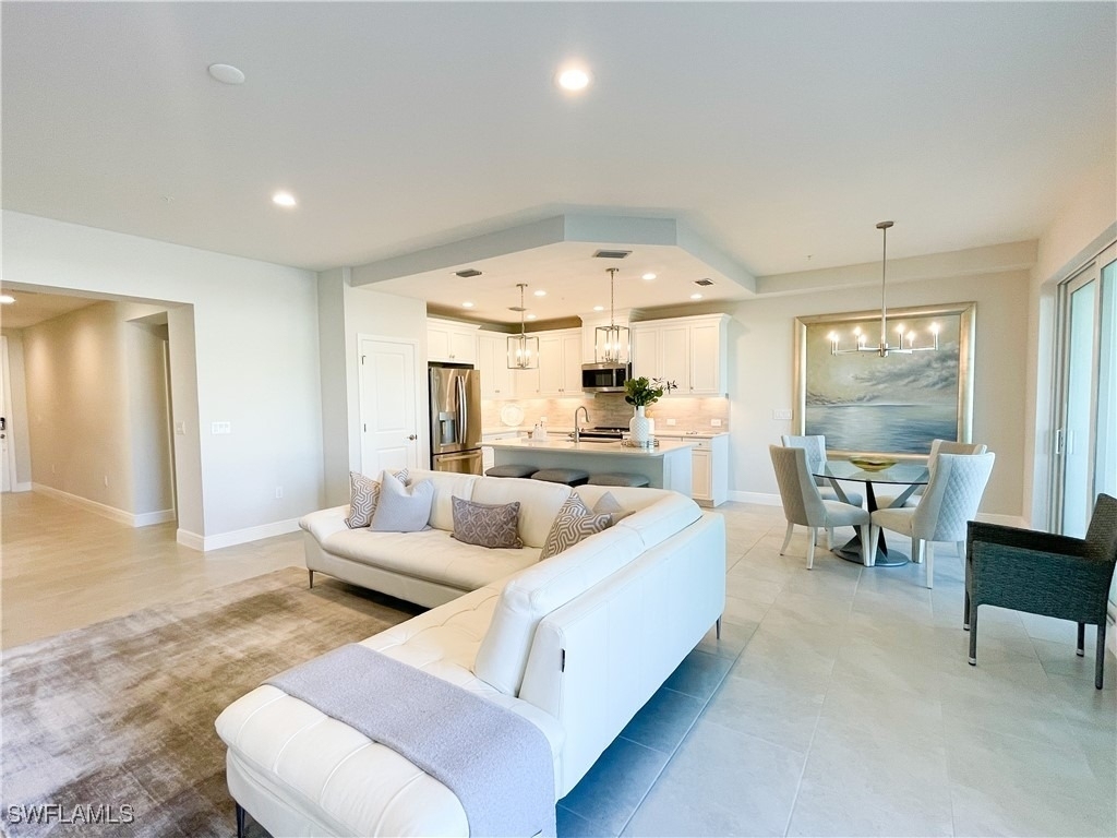 2555 Seychelles Drive - Photo 3
