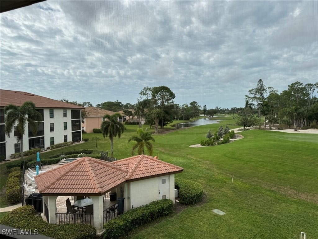 605 Augusta Boulevard - Photo 2