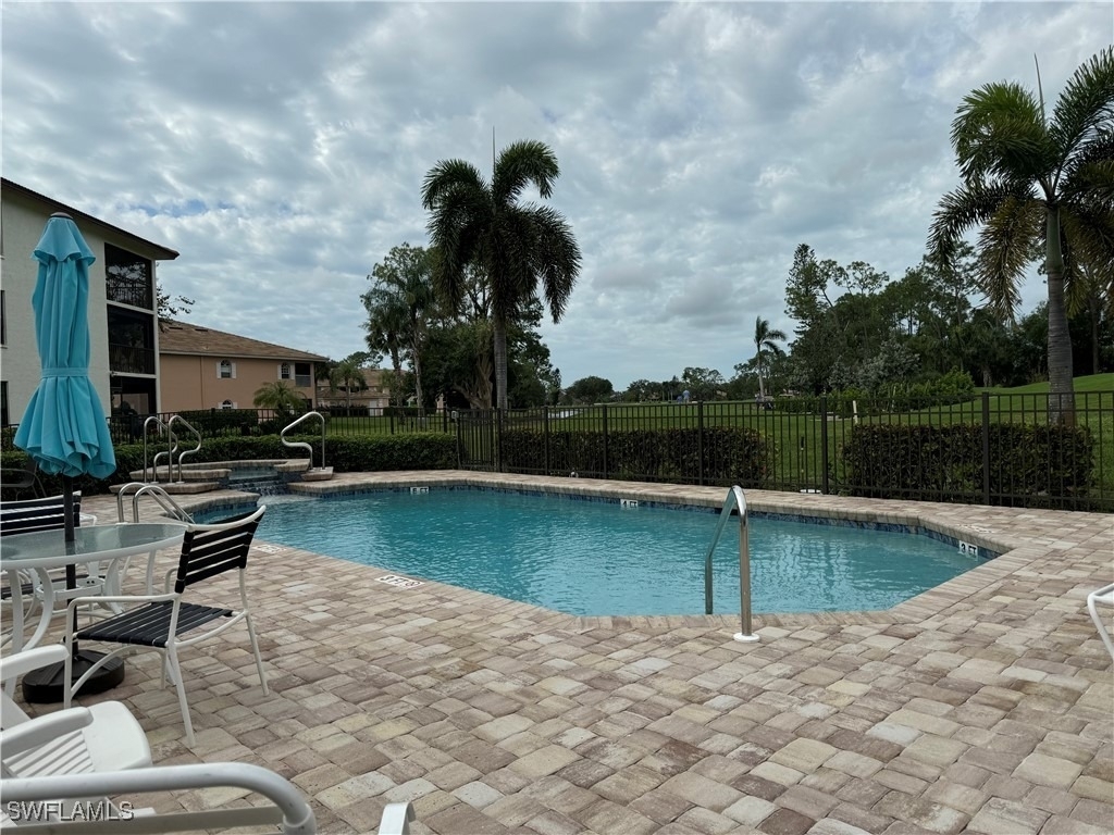 605 Augusta Boulevard - Photo 5