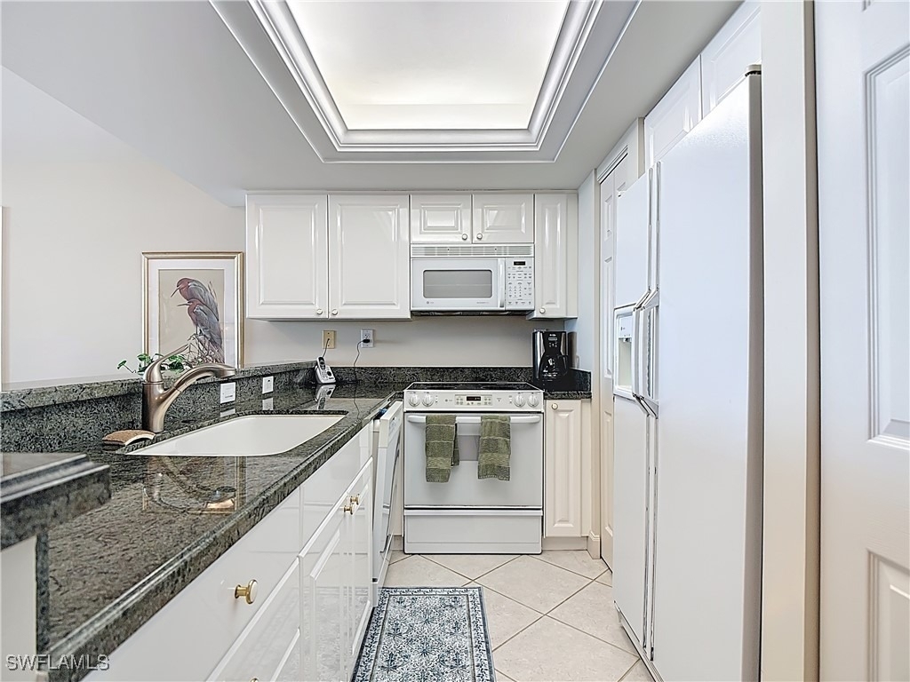 6849 Grenadier Boulevard - Photo 7