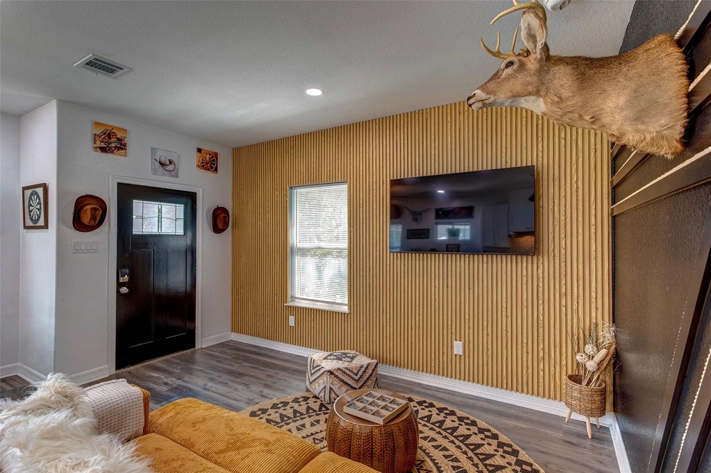 9816 Masterson Street - Photo 2
