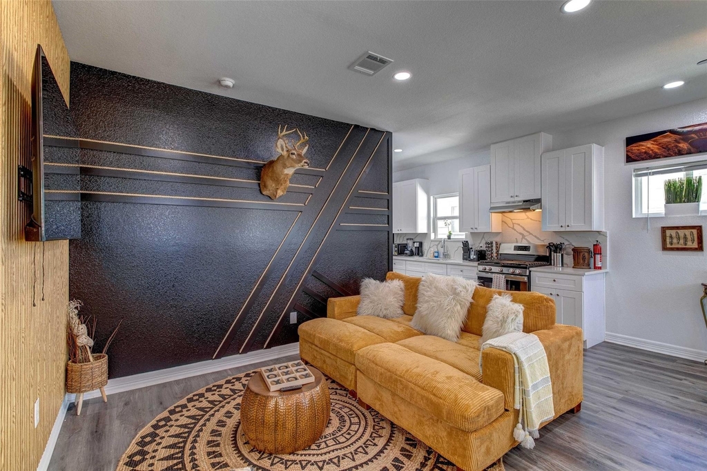 9816 Masterson Street - Photo 4