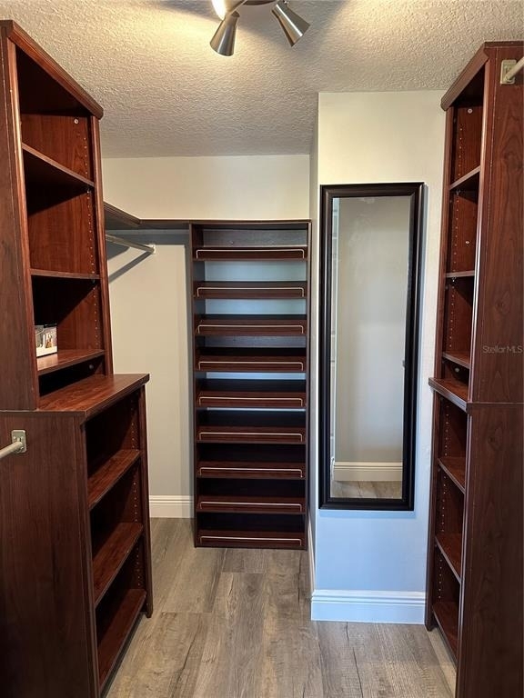 12500 Capri Cir N - Photo 20