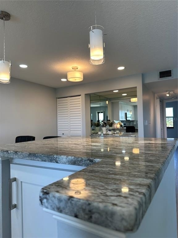 12500 Capri Cir N - Photo 12