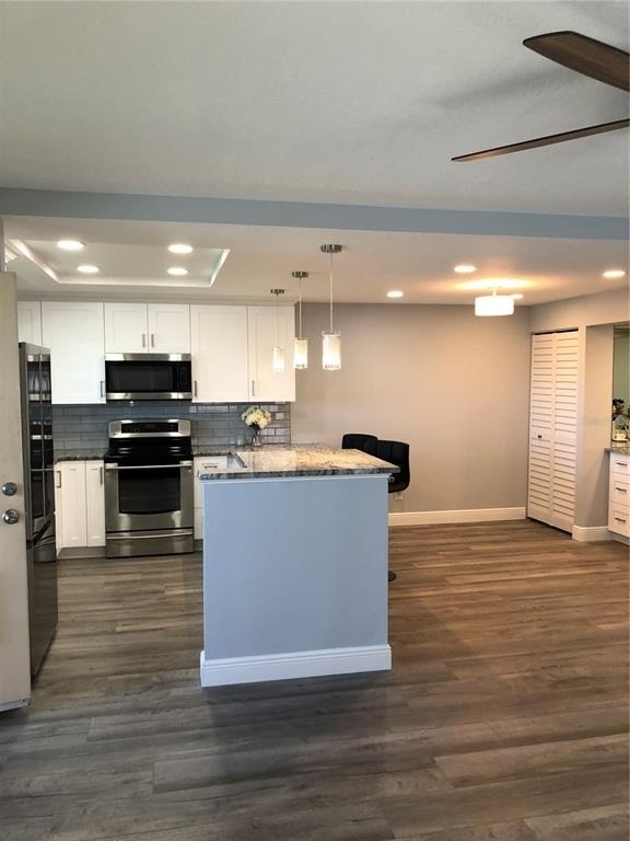 12500 Capri Cir N - Photo 10