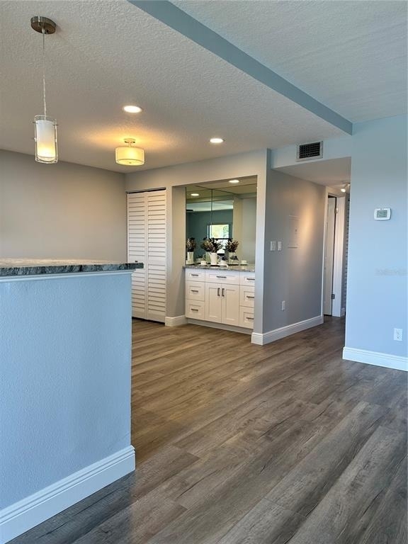 12500 Capri Cir N - Photo 15