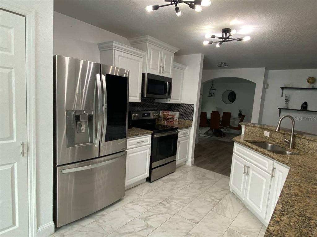660 Swallowtail Drive - Photo 4