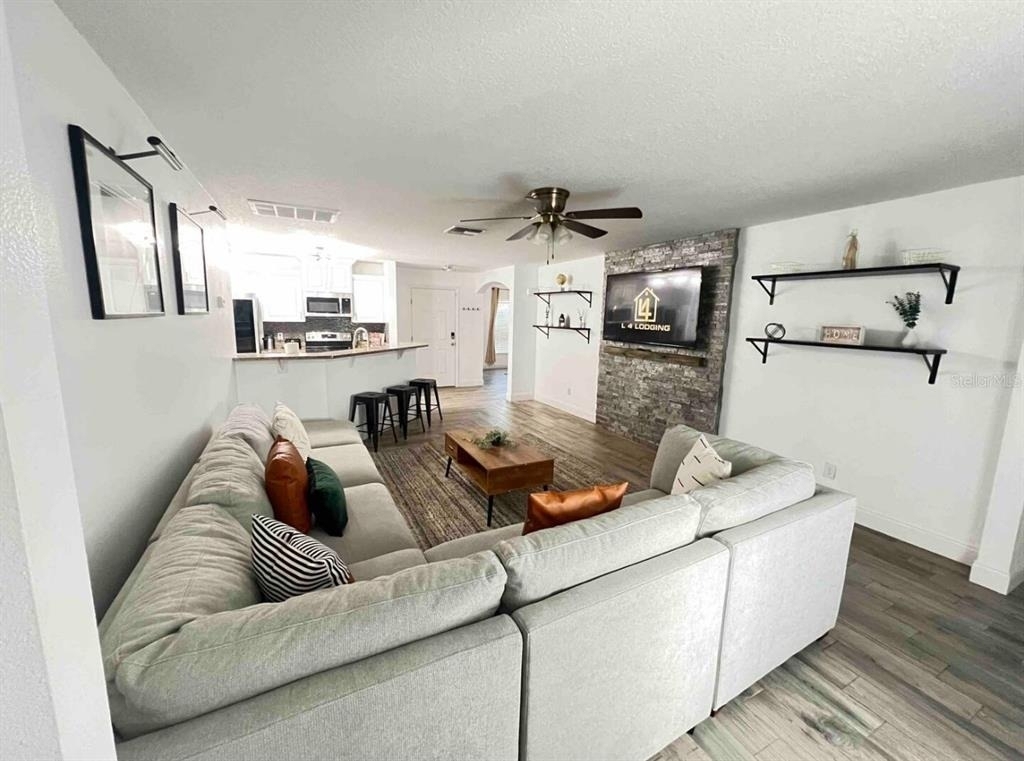 660 Swallowtail Drive - Photo 2