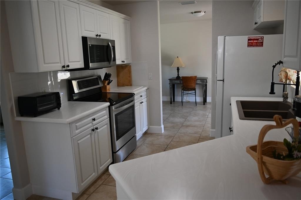 5378 Dunsmuir Road - Photo 17