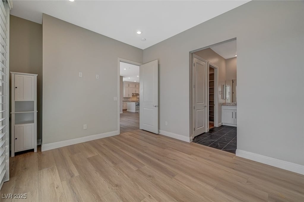 9129 Las Manaitas Avenue - Photo 17