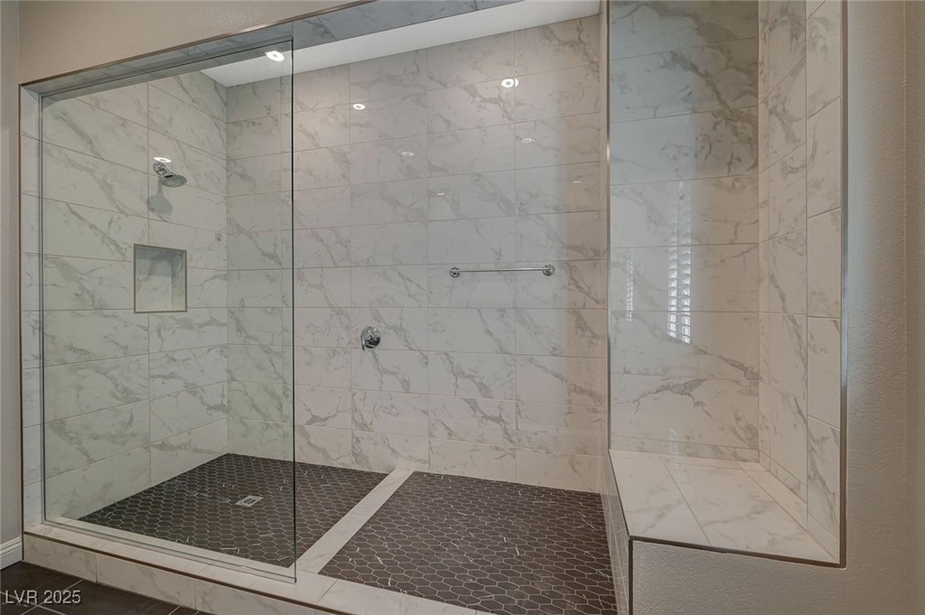 9129 Las Manaitas Avenue - Photo 14