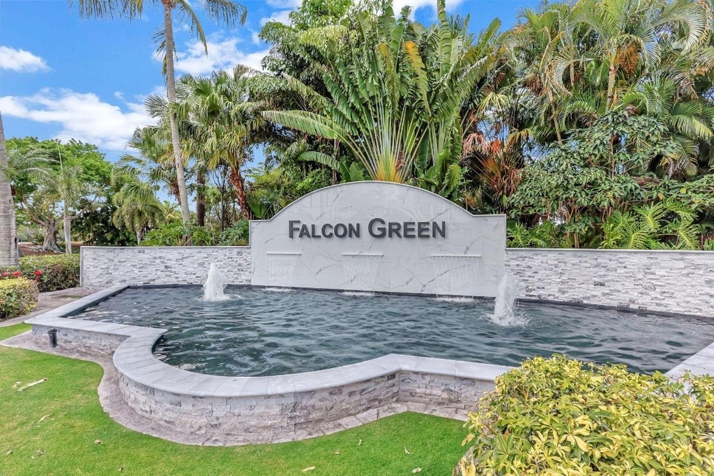 8671 Falcon Green Drive - Photo 18