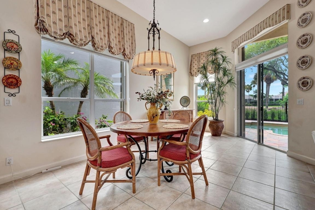 8671 Falcon Green Drive - Photo 8