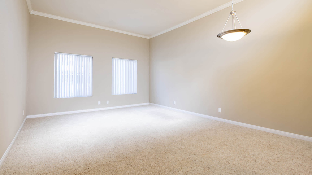 1710 N Fuller Ave - Photo 45