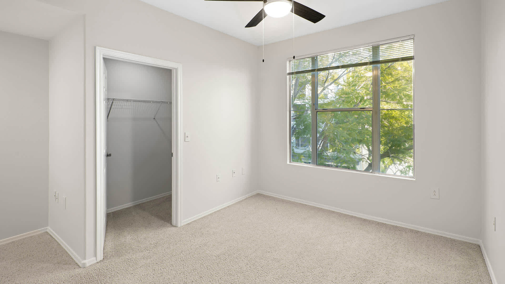 39410 Civic Center Dr. - Photo 6