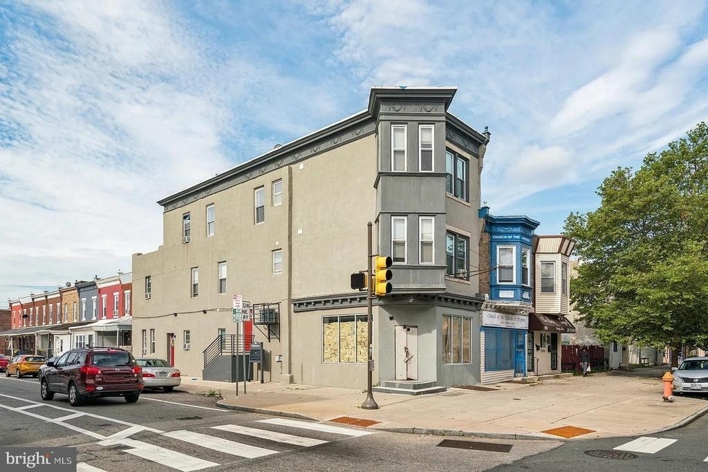 5900 Market Street - Photo 5