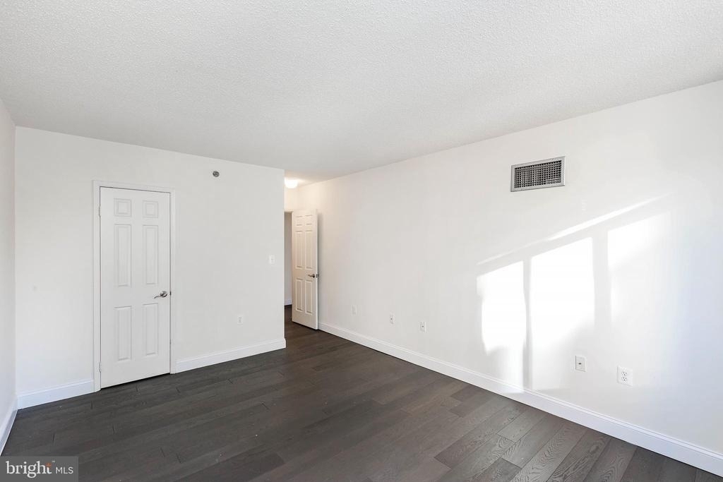 4801 Fairmont Avenue - Photo 14
