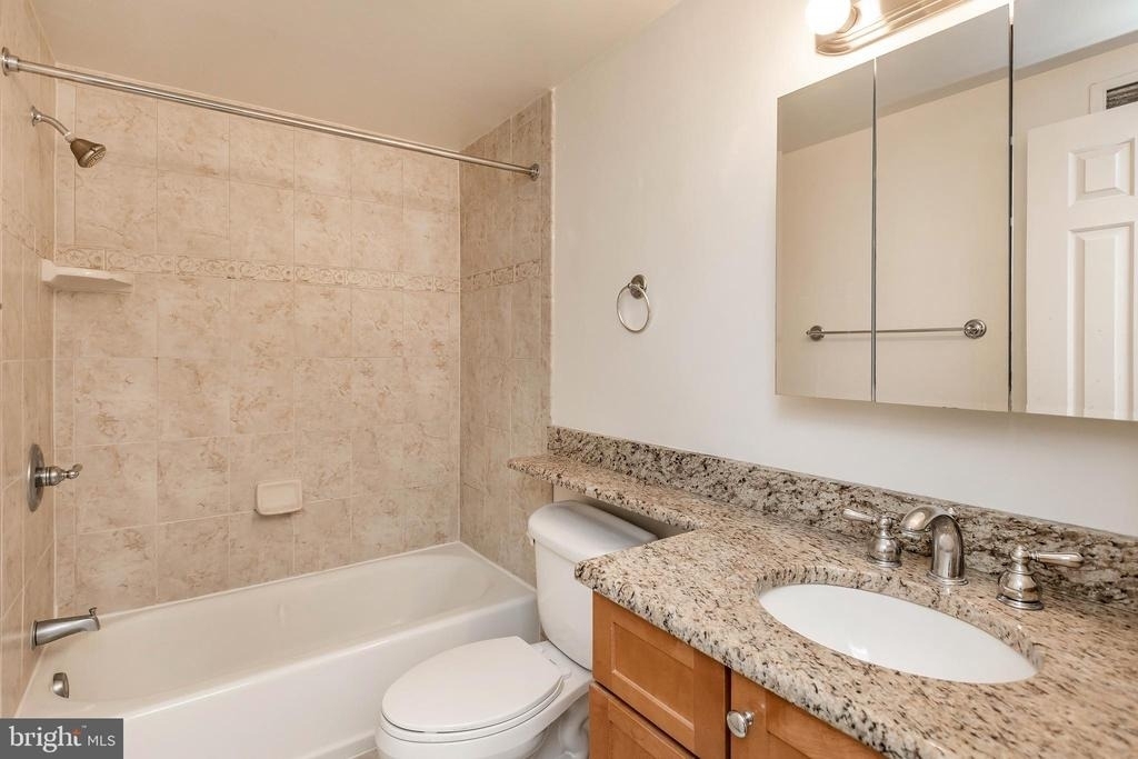 4801 Fairmont Avenue - Photo 11