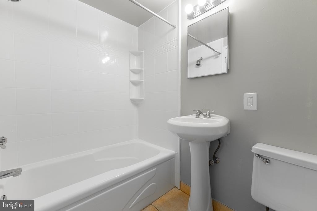 12136 Bentridge Place - Photo 17