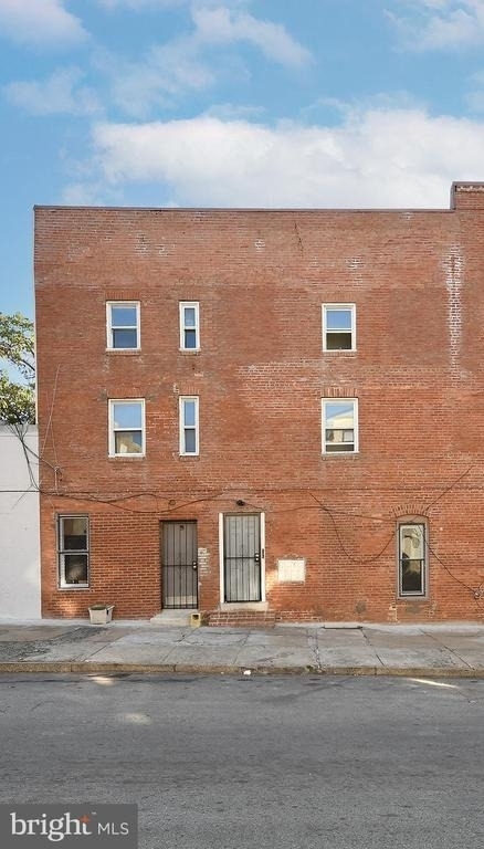 1436 W Baltimore Street - Photo 11