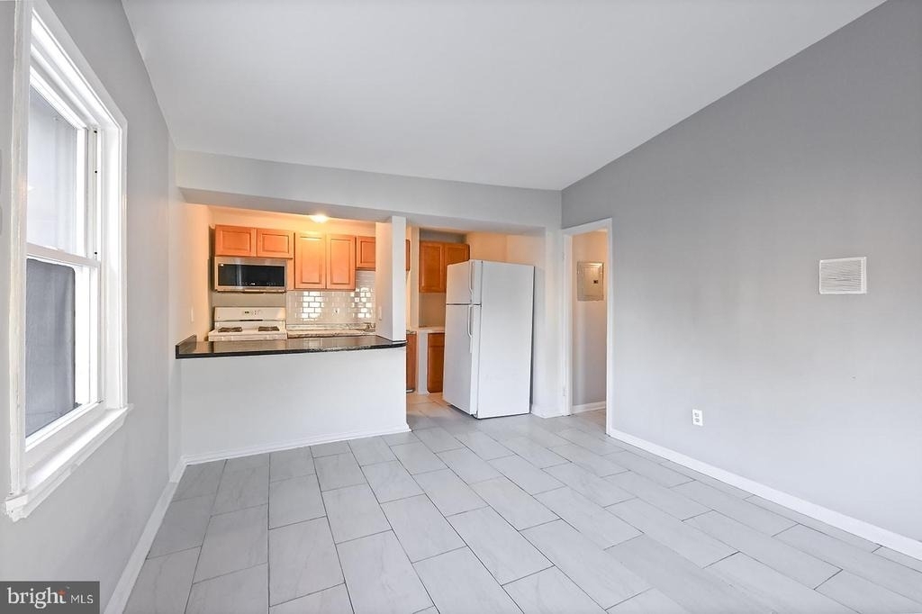 1436 W Baltimore Street - Photo 1