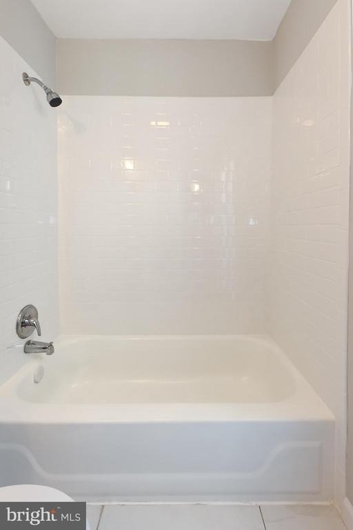 1436 W Baltimore Street - Photo 7