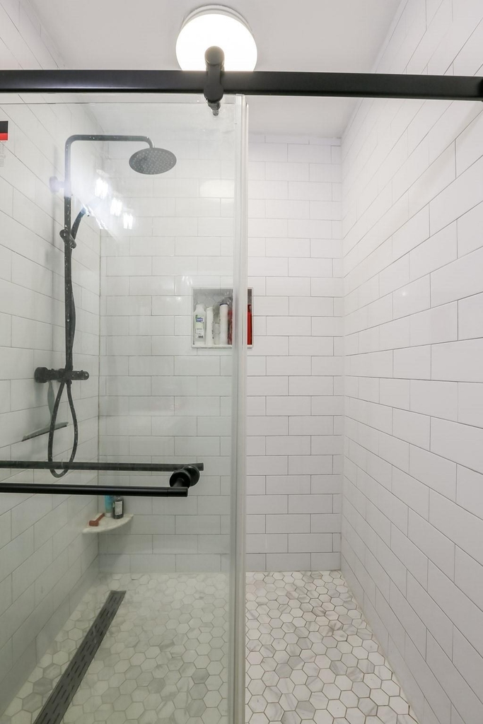 308 E 32nd St - Photo 21