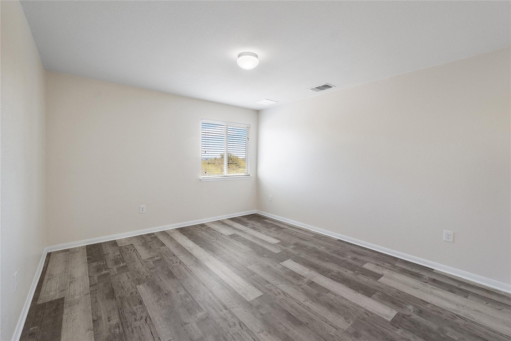 18436 Weatherby Ln - Photo 18