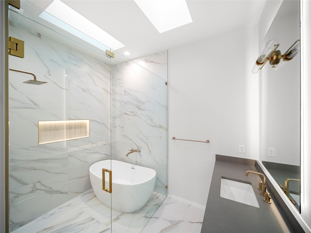 2107 Brackenridge St - Photo 21