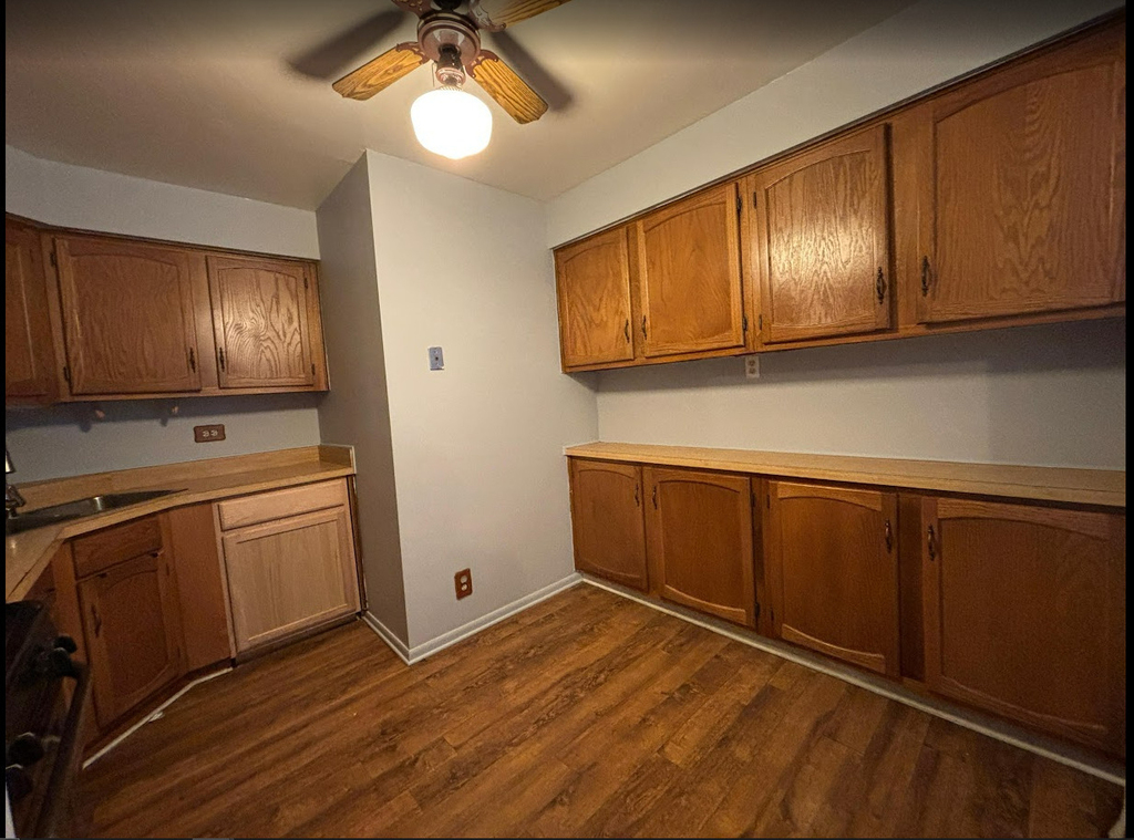 231 Gregory Street - Photo 3
