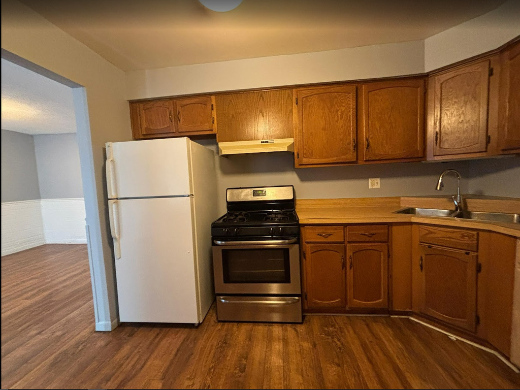 231 Gregory Street - Photo 5
