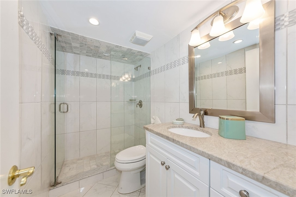 591 Seaview Court - Photo 9