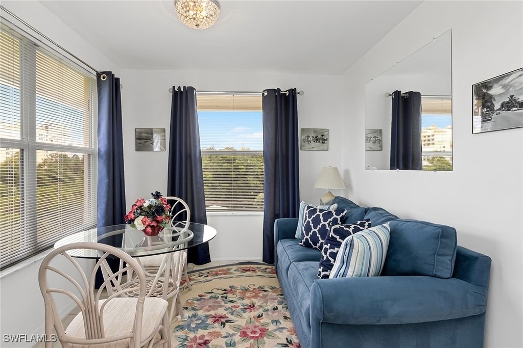 300 Horse Creek Drive - Photo 3