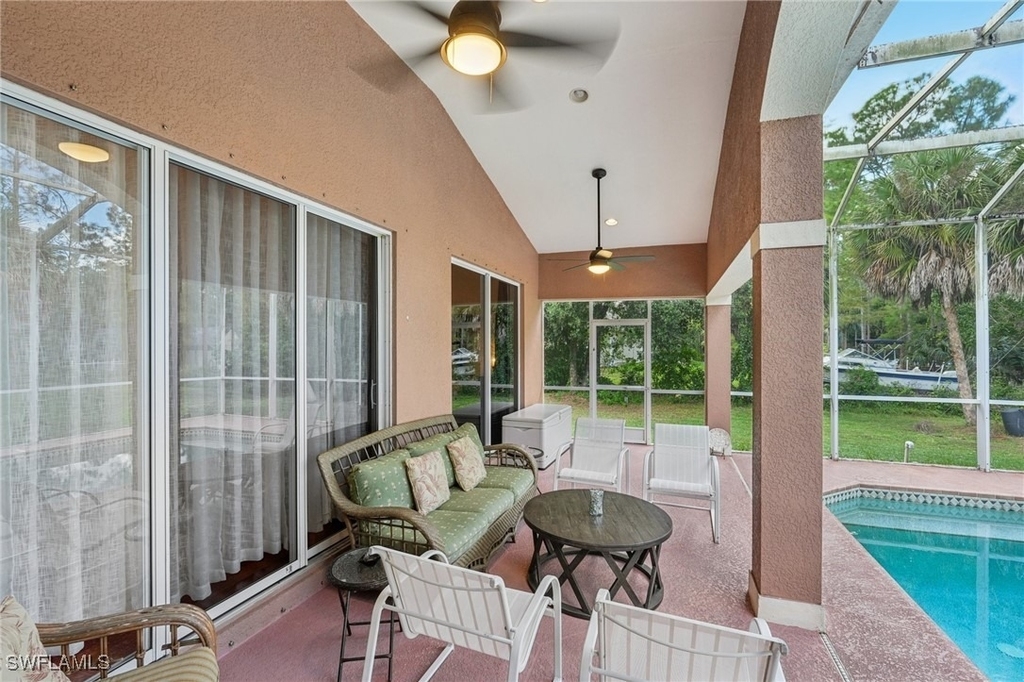 2621 Golden Gate Boulevard W - Photo 29