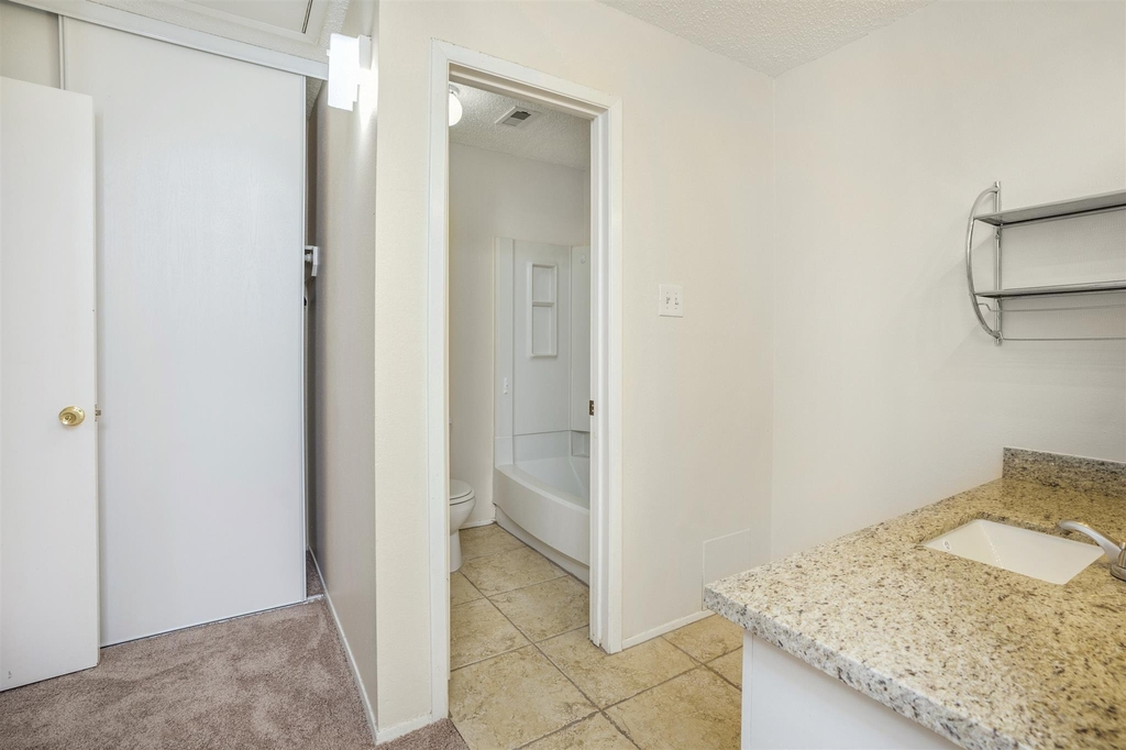 2611 Grants Lake Boulevard - Photo 21