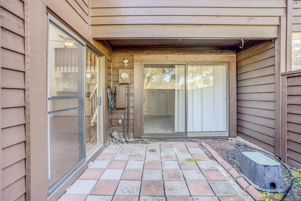 2611 Grants Lake Boulevard - Photo 24