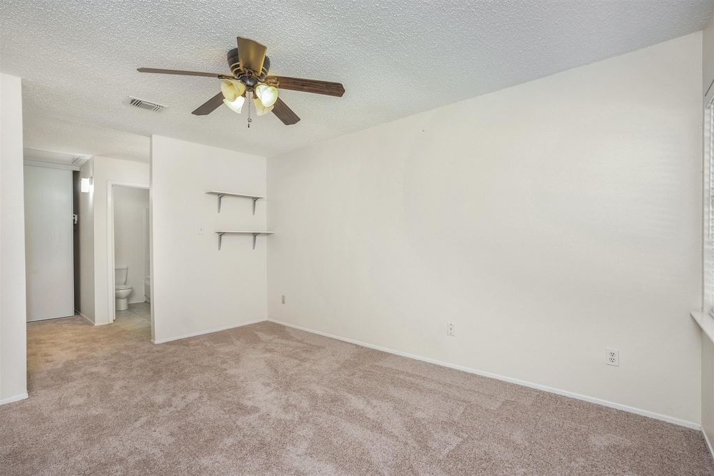 2611 Grants Lake Boulevard - Photo 17