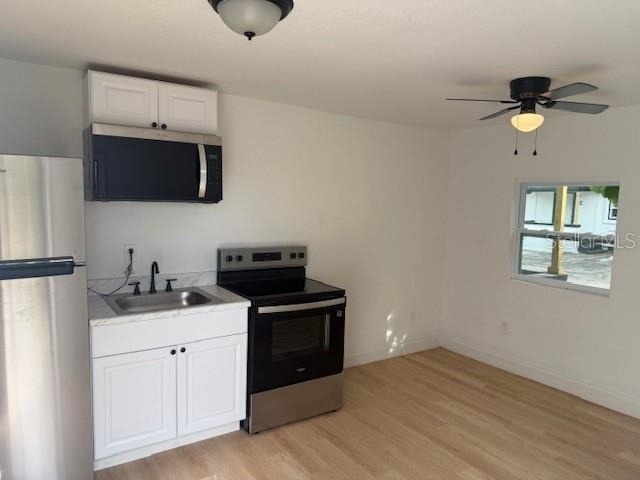 4605 N Hubert Avenue - Photo 1