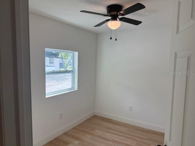 4605 N Hubert Avenue - Photo 13