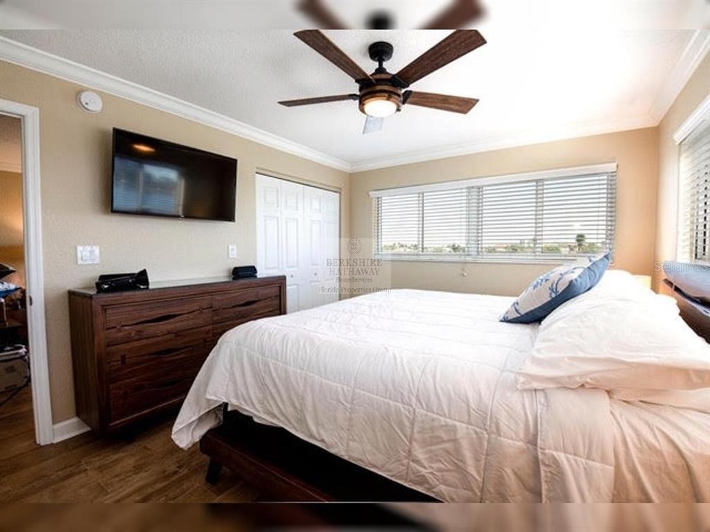 10265 Gulf Boulevard - Photo 18