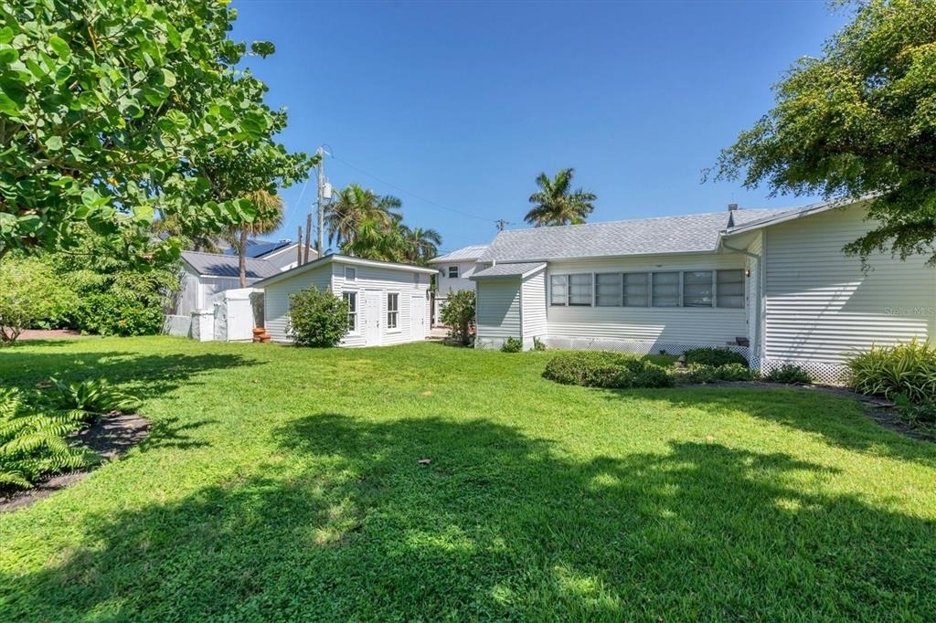 231 Gilchrist Avenue - Photo 40