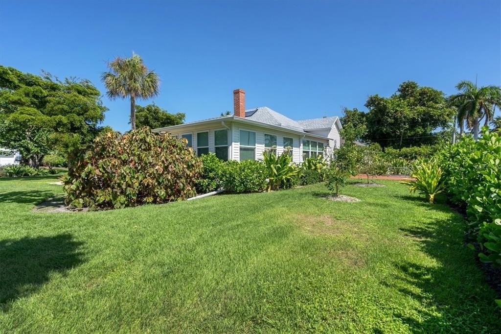 231 Gilchrist Avenue - Photo 41