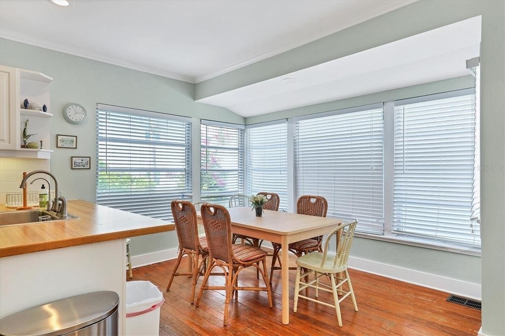 231 Gilchrist Avenue - Photo 17